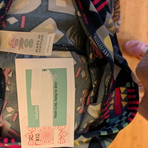 BNWT LULAROE SHAPES TALL & CURVY LEGGINGS. - Picture 4 of 7